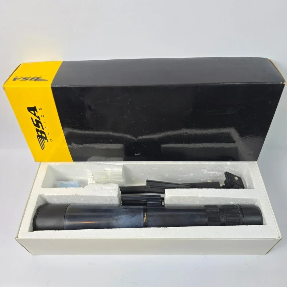 BSA Optics 15-45x50mm Deerhunter‎ Spotting Scope with Tripod and Original Box